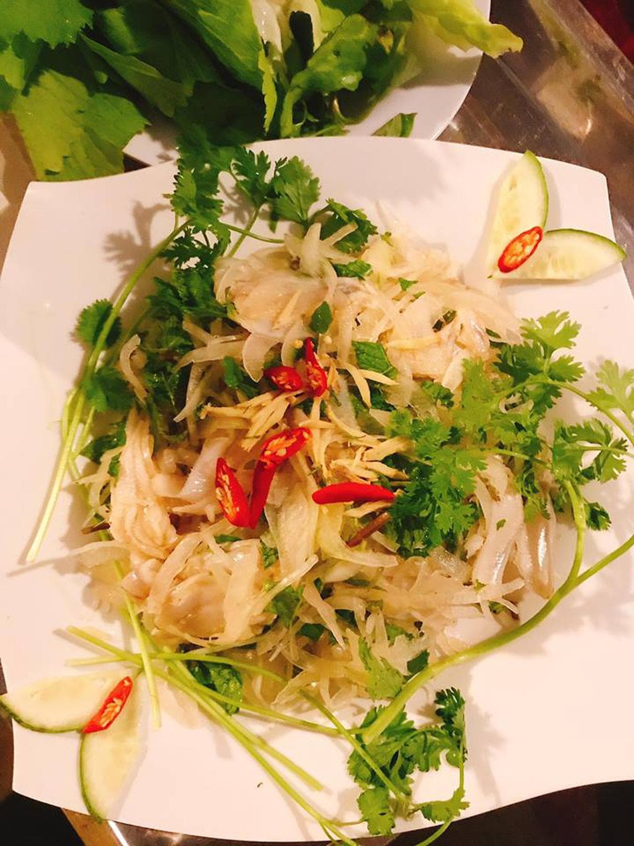 Năm Ty Quán: Fresh Seafood and Stunning Views in Bình Lập - Hình 1