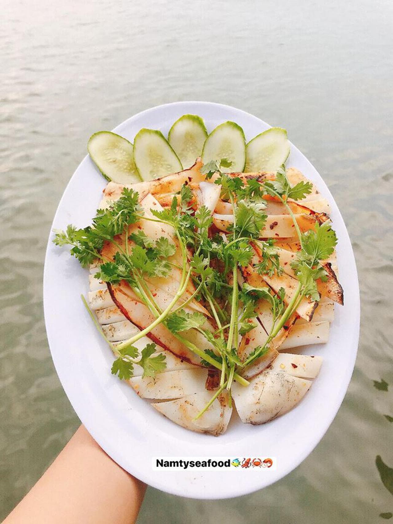 Năm Ty Quán: Fresh Seafood and Stunning Views in Bình Lập - Hình 3