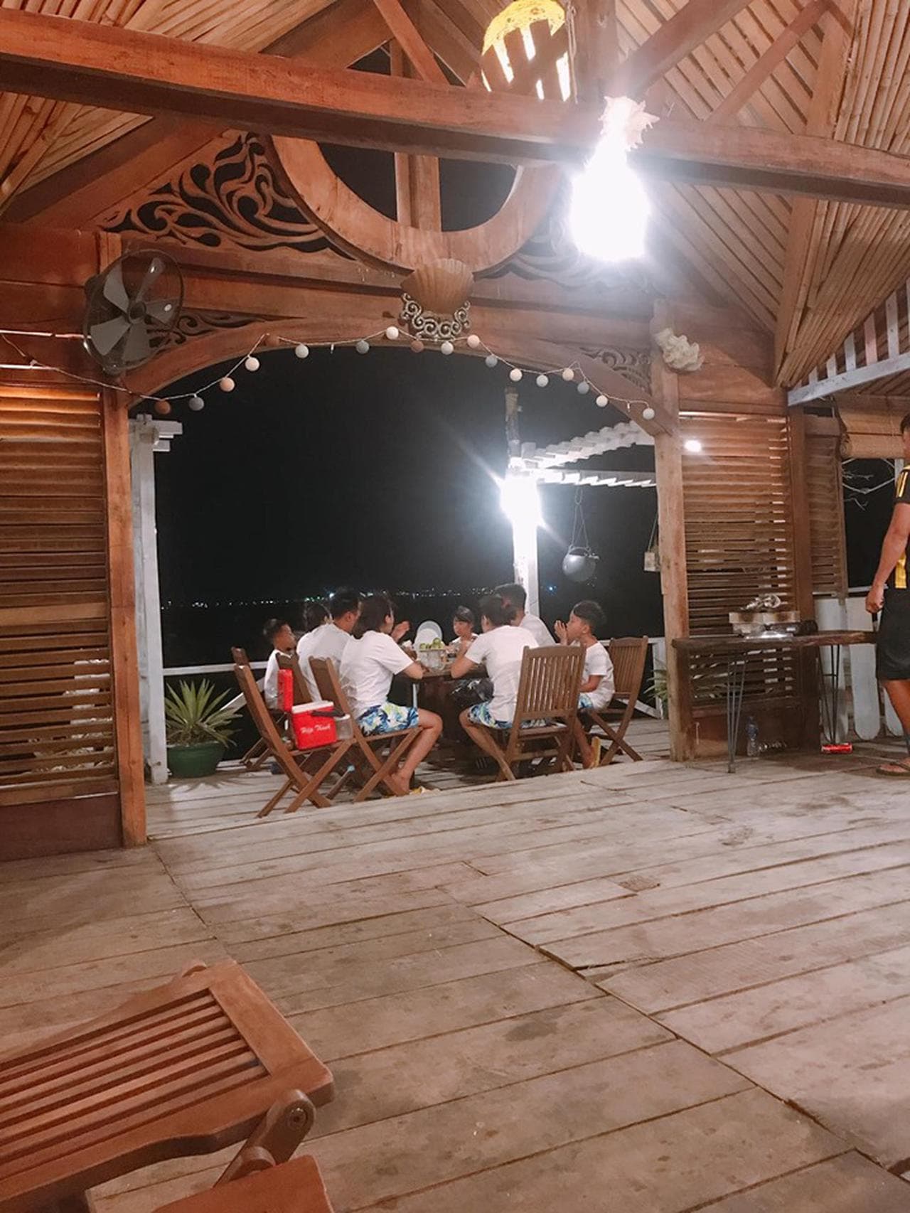 Năm Ty Quán: Fresh Seafood and Stunning Views in Bình Lập - Hình 4