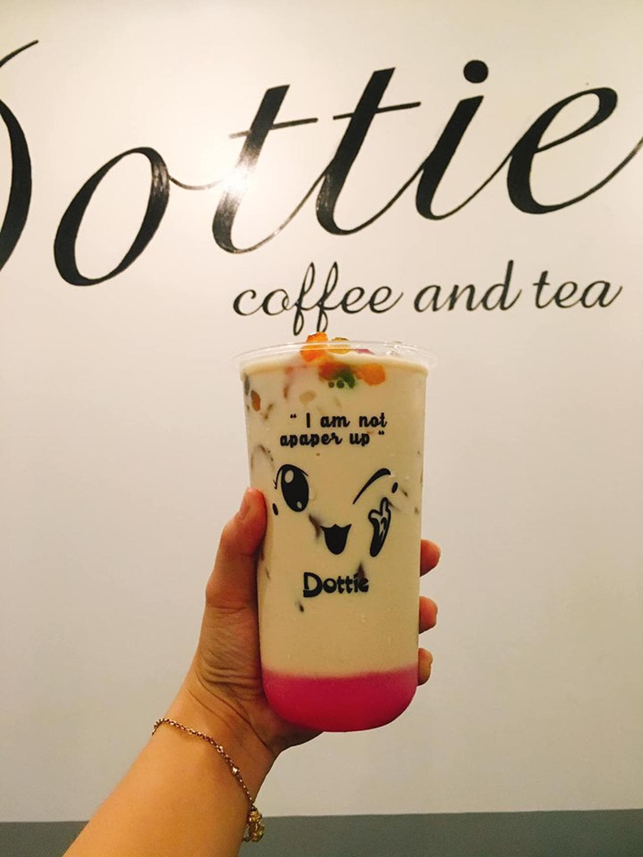 Dottie Coffee and Tea: Relaxation, Taste, and Open Space for Young People - Hình 1