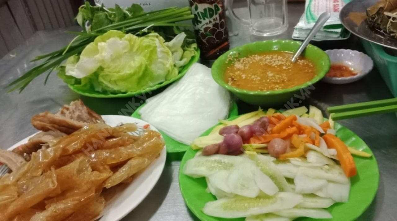 Nem Hùng Sương: Hương vị đặc trưng Cam Ranh - Hình 1
