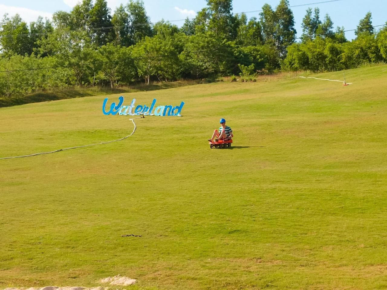 Waterland: A journey of natural exploration and adventurous challenges. - Hình 9