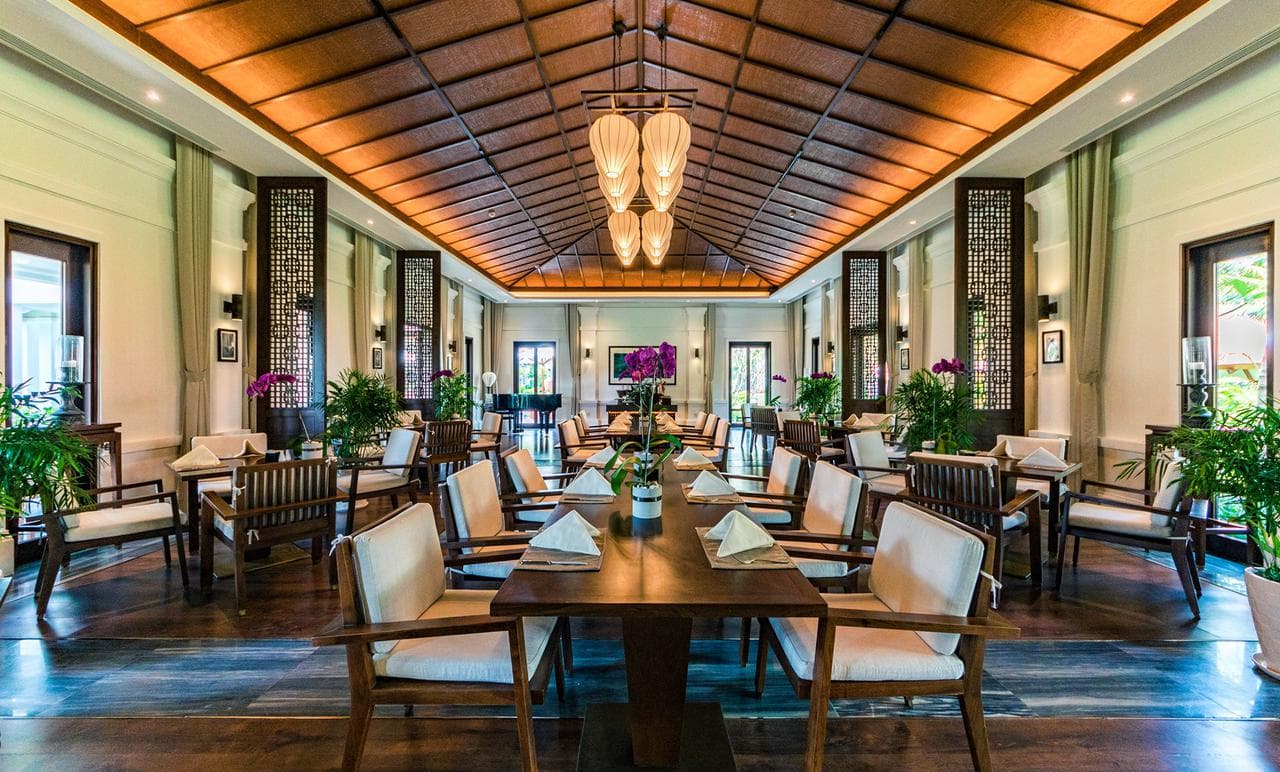 The Colonial: A Journey of Culinary Refinement and Luxury - Hình 1