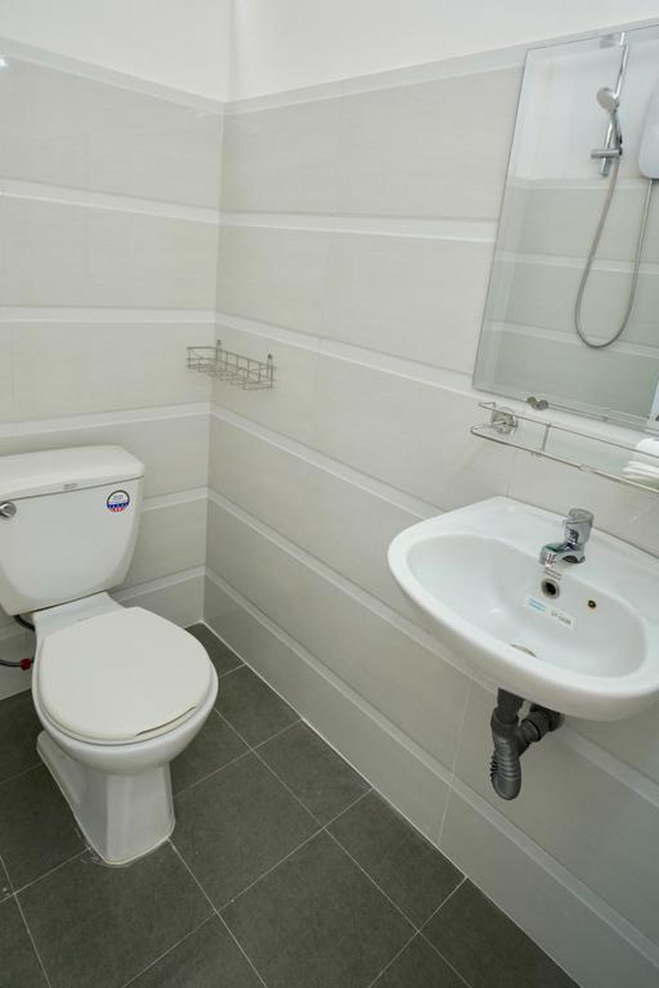 Vitamin Sea Hostel - Nha Trang @Downtown: Your Ideal Retreat for Adventure - Hình 26