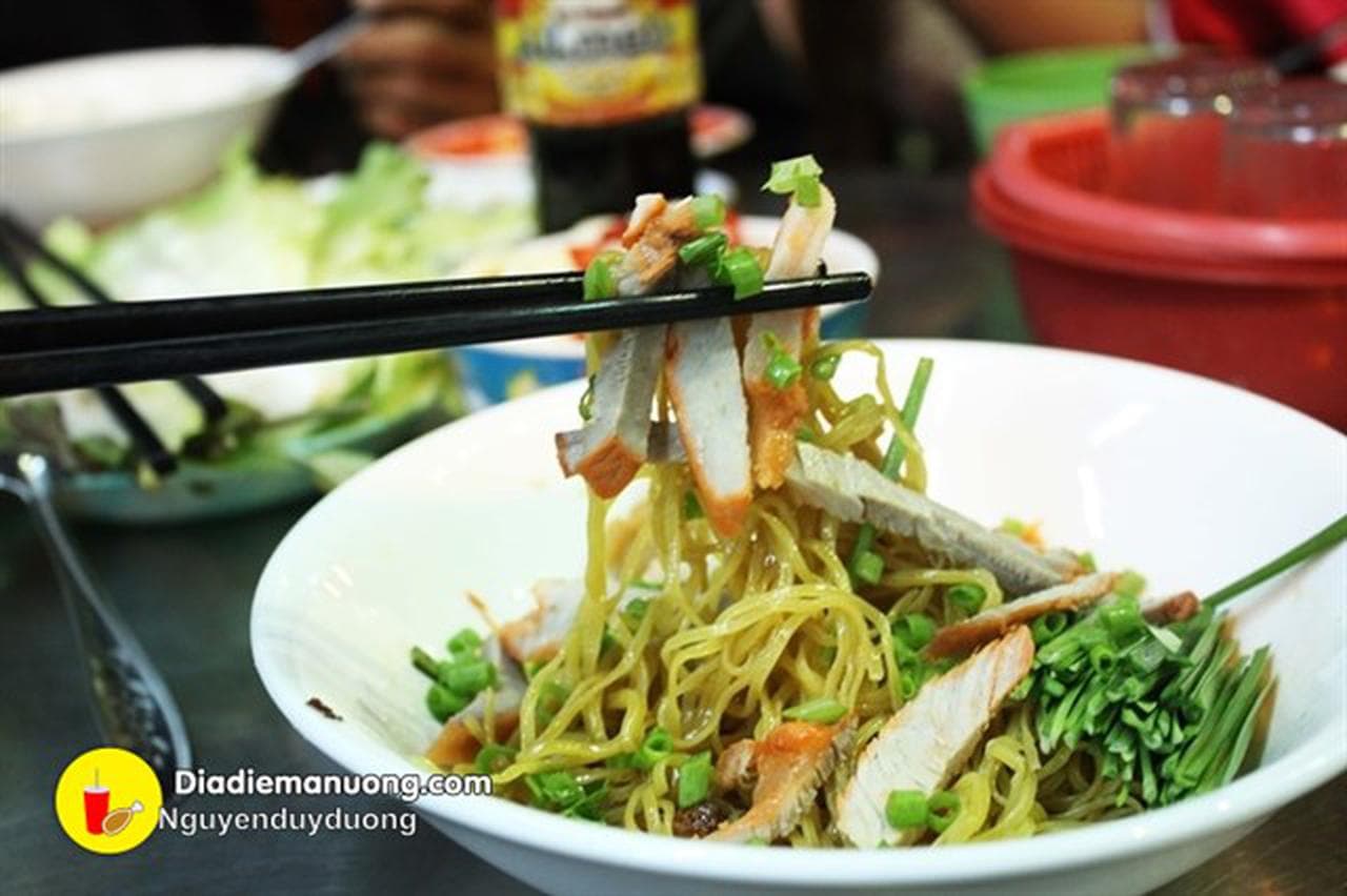 Sanh Ký Mì Gia: Wonton Noodle Delights in Nha Trang - Hình 4