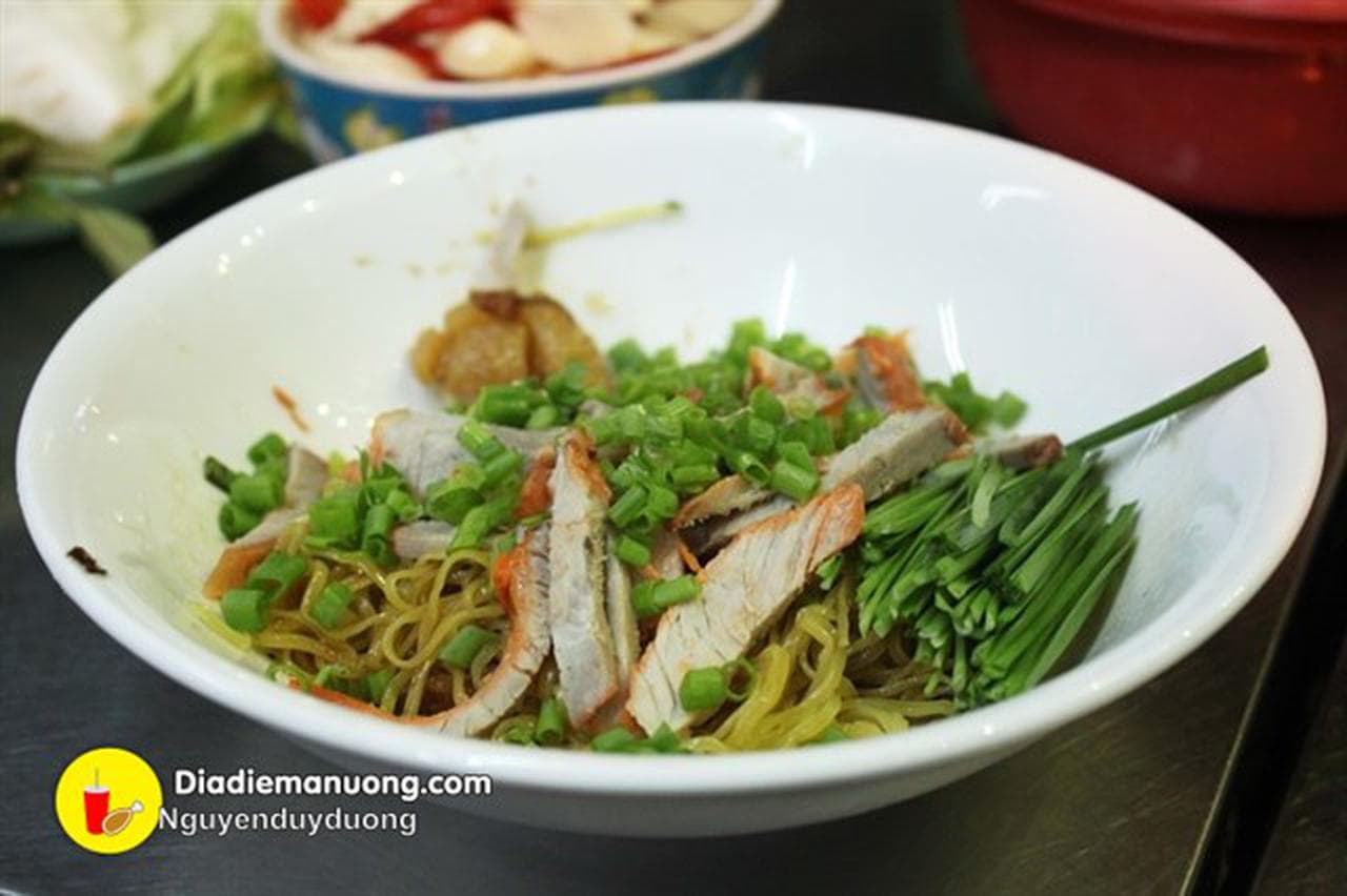 Sanh Ký Mì Gia: Wonton Noodle Delights in Nha Trang - Hình 5