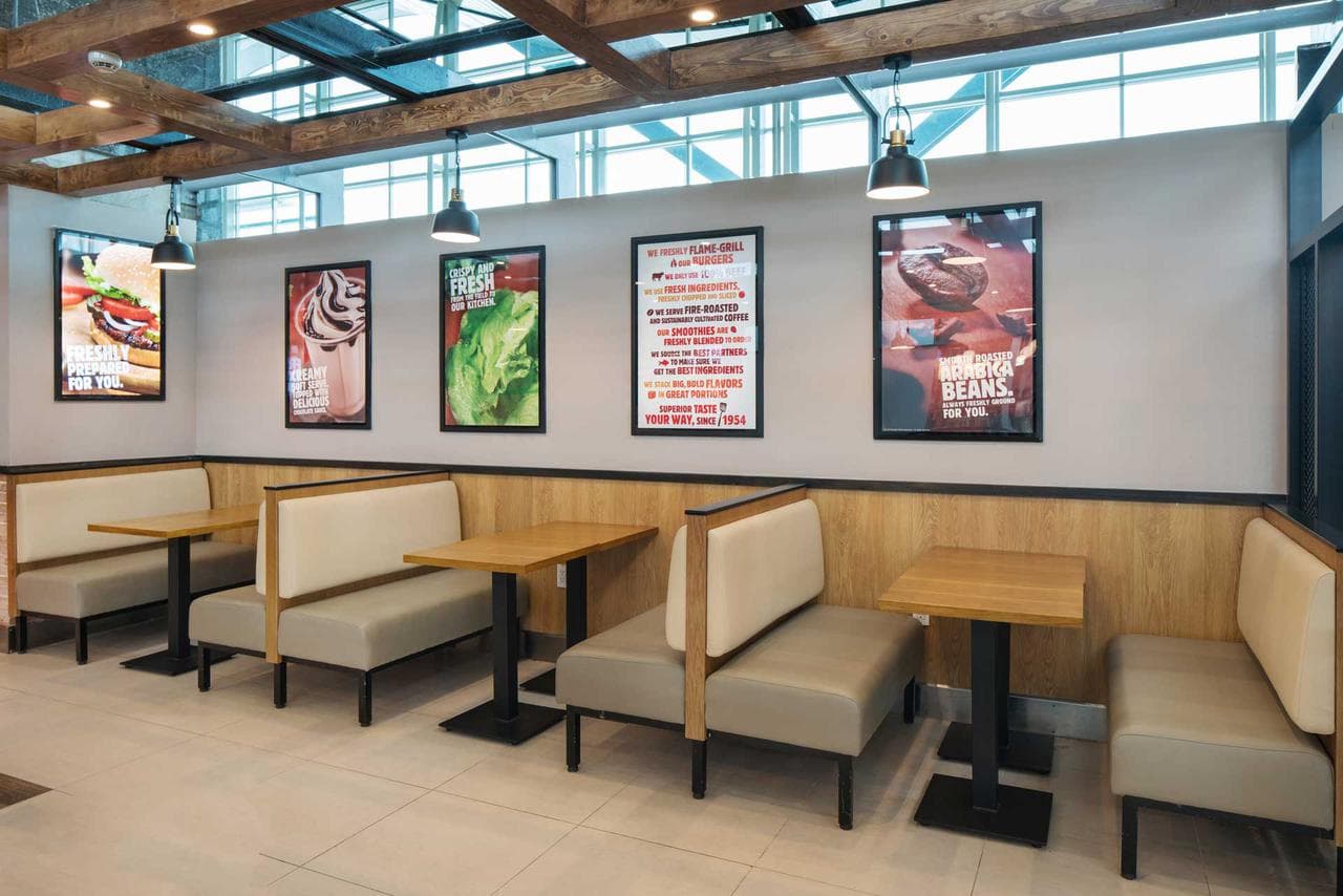 Burger King Cam Ranh Airport: Fuel Your Journey With Deliciousness - Hình 1