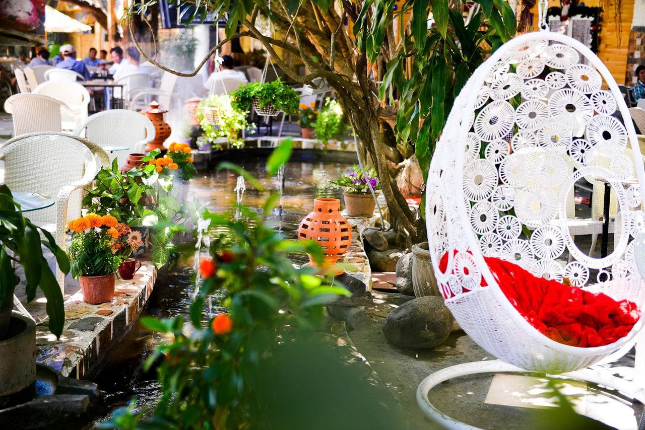 Nhạc Hoa Viên Cafe: A Peaceful Oasis in Cam Ranh - Hình 1