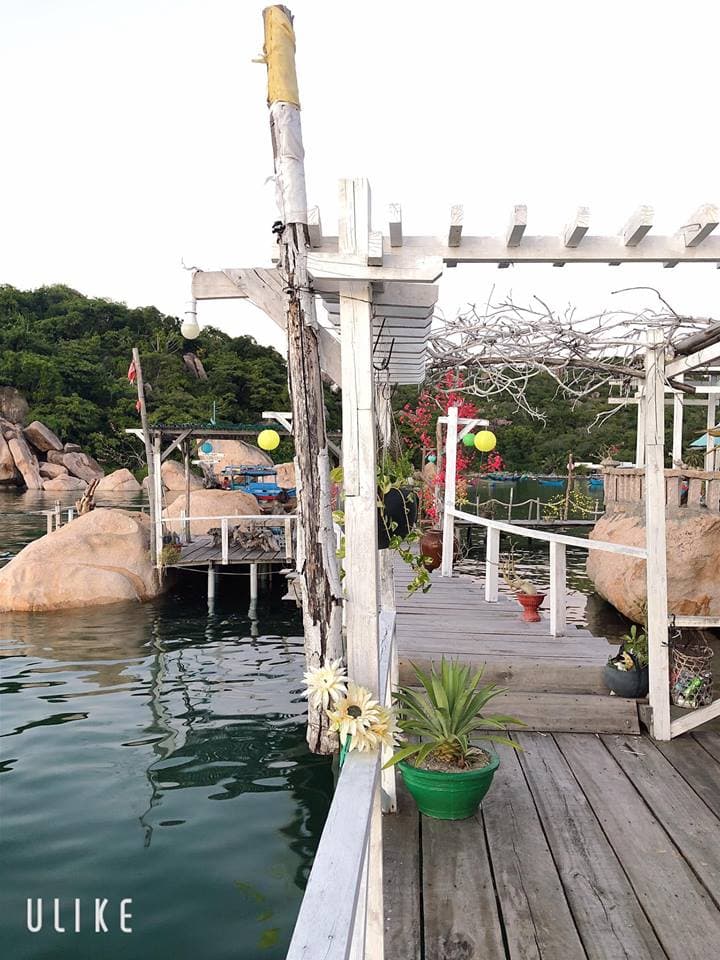 Năm Ty Quán: Fresh Seafood and Stunning Views in Bình Lập - Hình 9