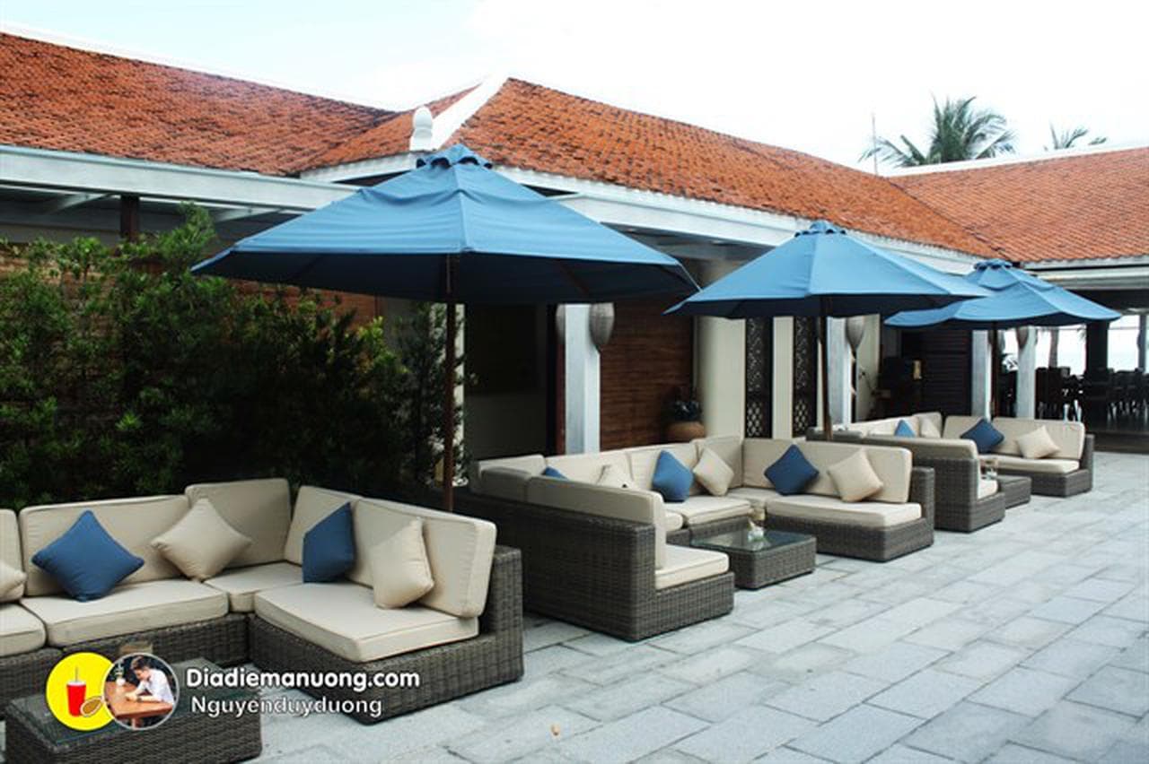 Coffee and Ocean Views at Ana Mandara Resort - Hình 1