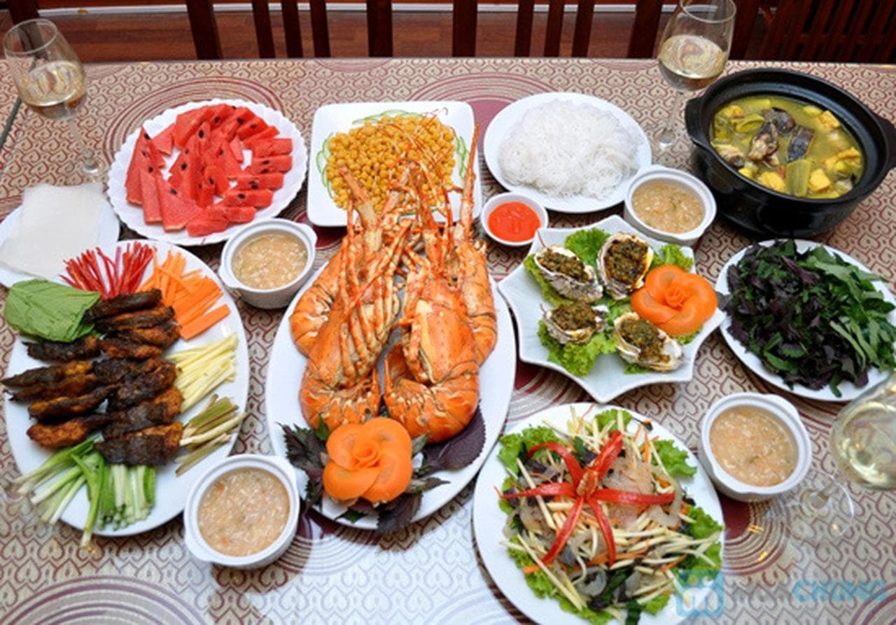 Seafood Restaurant Tidal Wave: A Culinary Journey in Cam Ranh - Hình 3