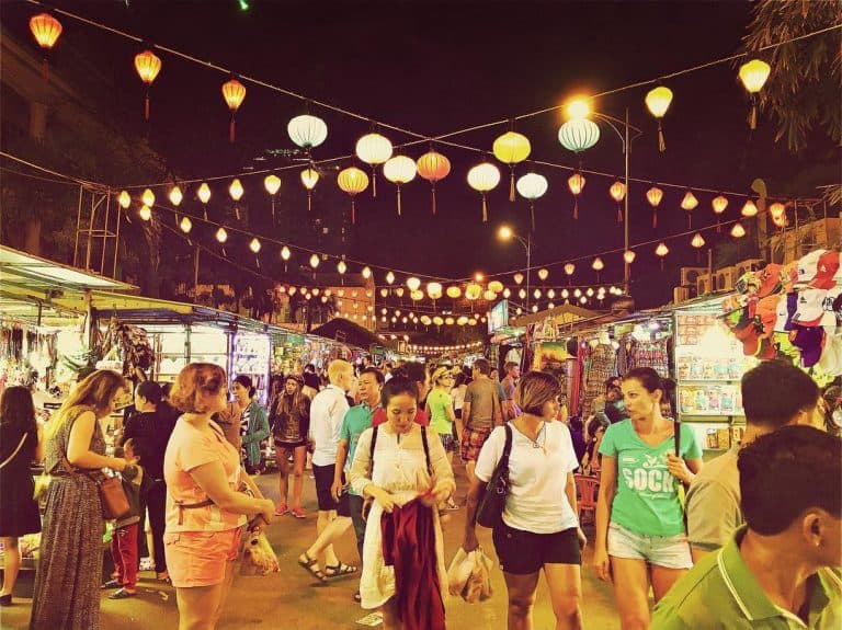 Khám phá Phố đi bộ - Chợ đêm Nha Trang: Nét đẹp làng quê giữa lòng thành phố - Hình 3