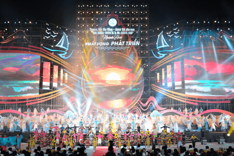 Sự kiện Festival Biển Khánh Hòa năm 2026 được tổ chức với quy mô cấp quốc gia với chủ đề “Sắc màu đại dương - Vươn tầm quốc tế” - Hình 1