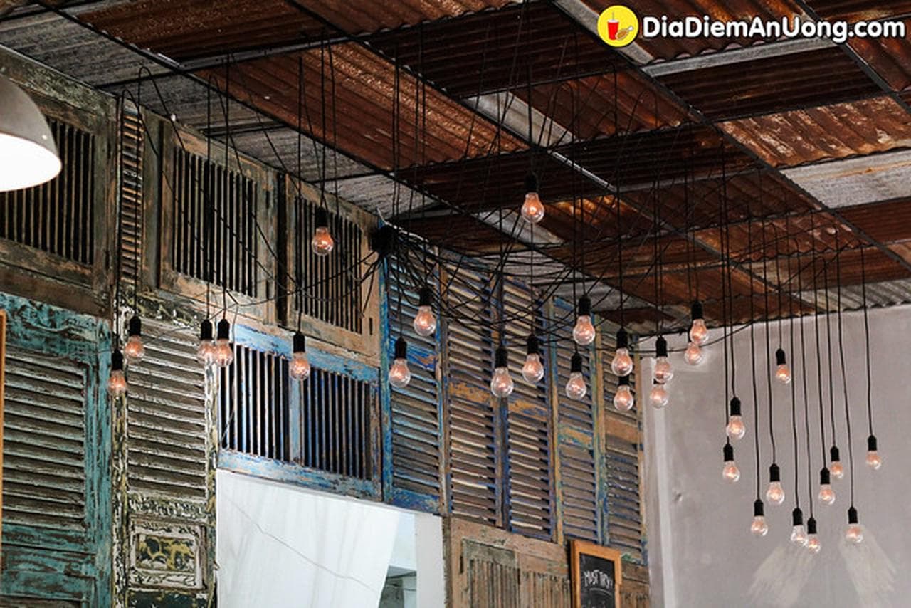 Trốn Café: Tìm Về Bình Yên Giữa Lòng Nha Trang - Hình 1