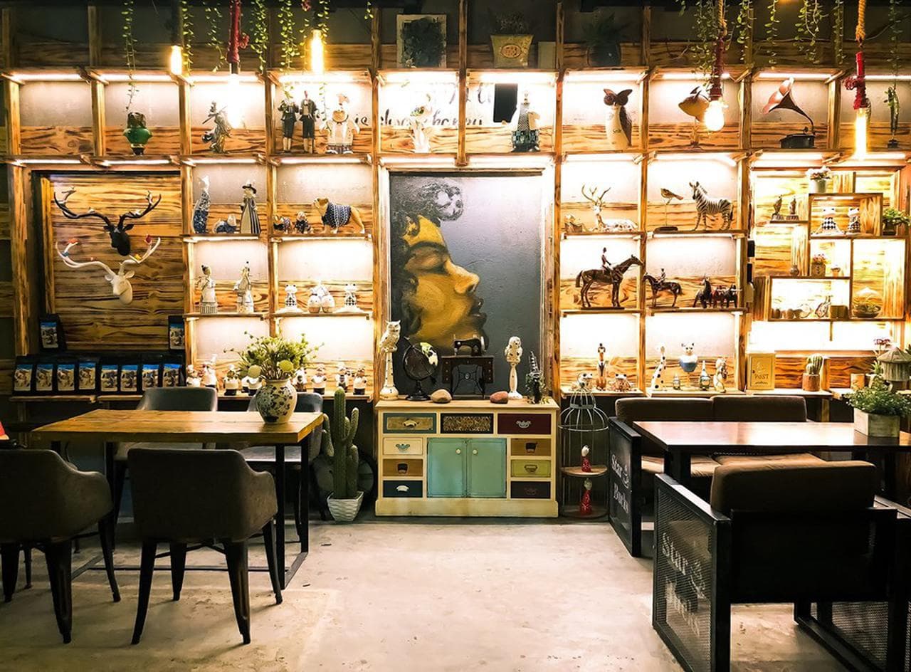 Jungle Coffee: A Green Oasis on Lê Quý Đôn Street - Hình 2
