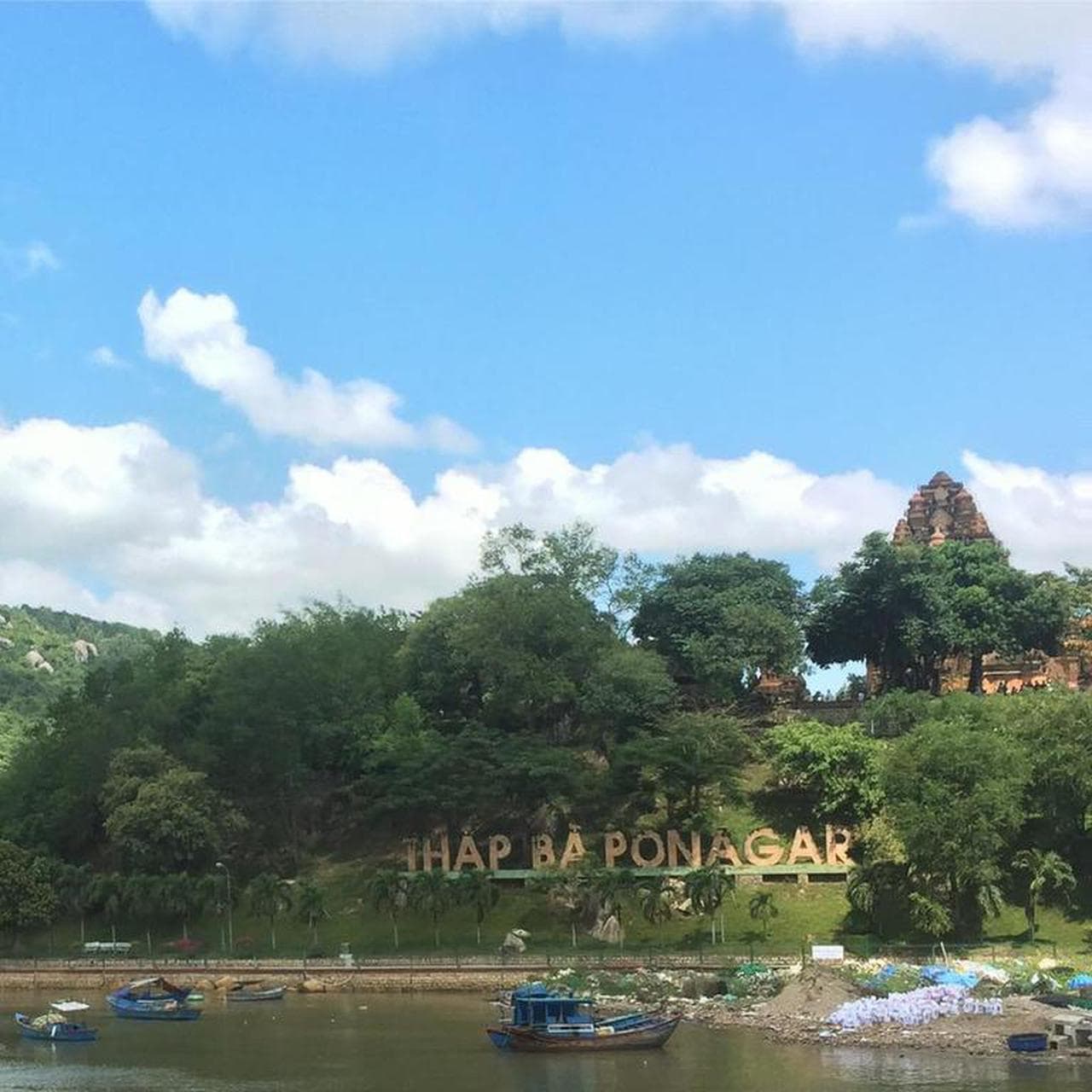 Vector Hostel: Your Ideal Stop for Exploring Nha Trang - Hình 36