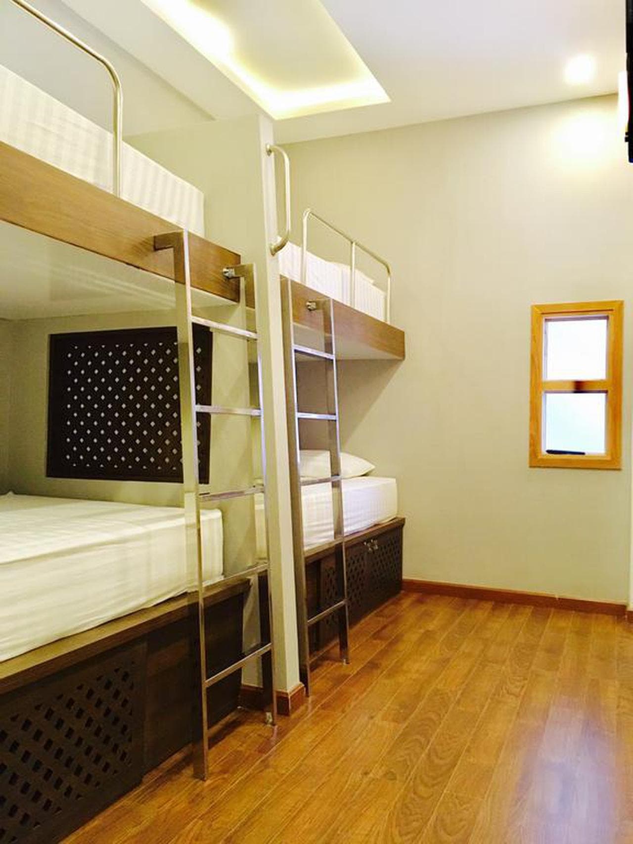 The Alley Hostel: Your Gateway to Nha Trang Adventure - Hình 27