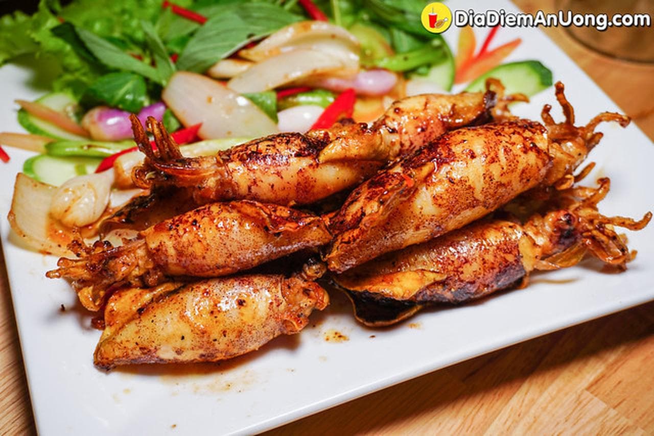 Chợ Hải Sản Bốn Bao: Nét Thơm Ngon Thu Hút Du Khách - Hình 4