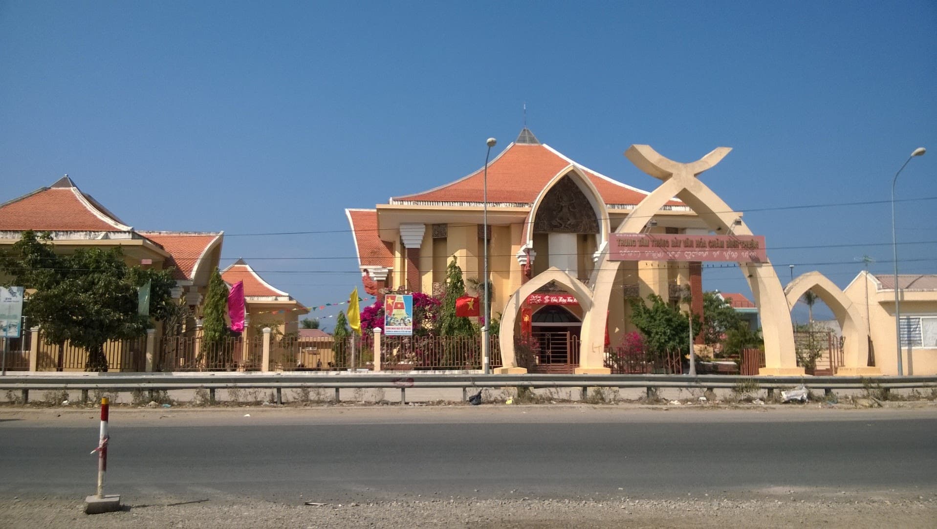 Không gian trưng bày văn hóa Chăm tại Bảo tàng Khánh Hòa - Hình 1