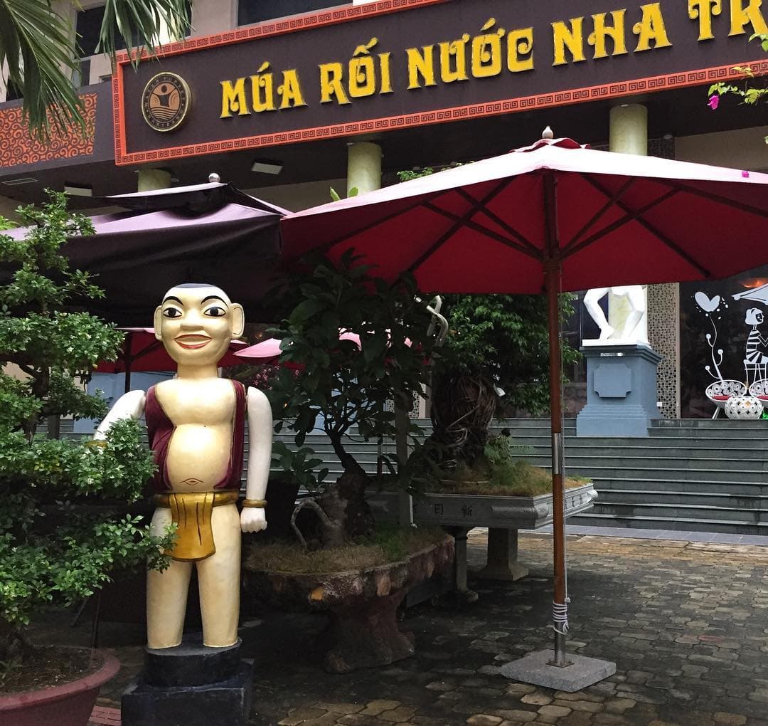 Múa Rối Nước Nha Trang: Chuyến Du Hành Kỳ Thú Vào Văn Hóa Việt Nam - Hình 7