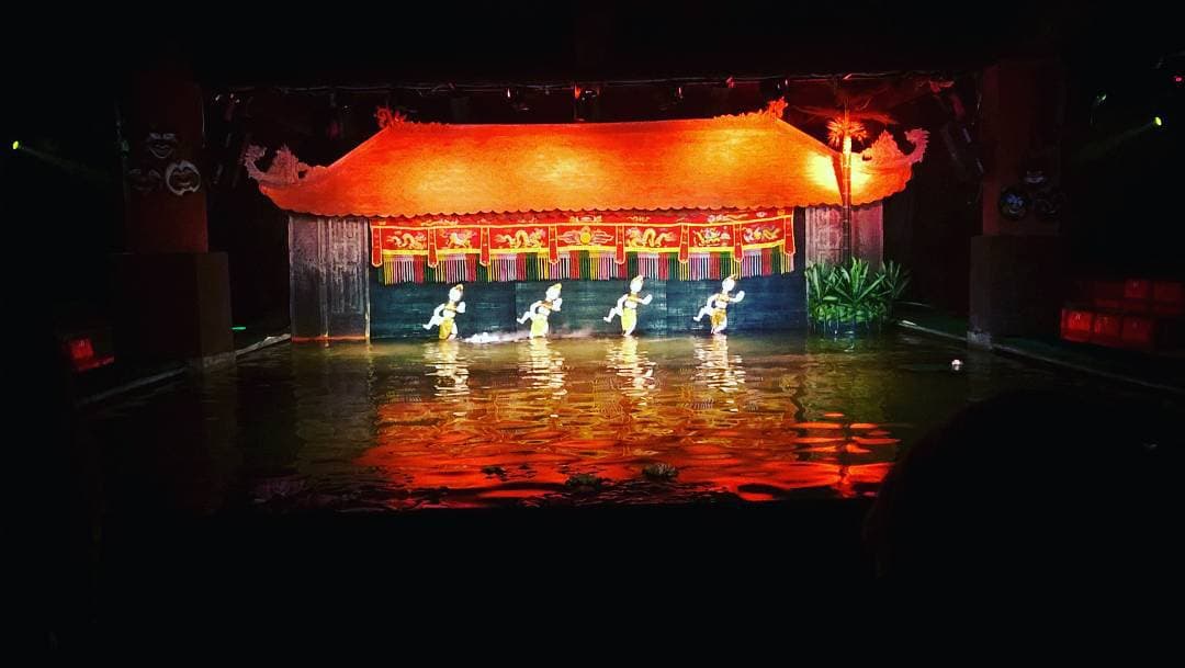 Múa Rối Nước Nha Trang: Chuyến Du Hành Kỳ Thú Vào Văn Hóa Việt Nam - Hình 3