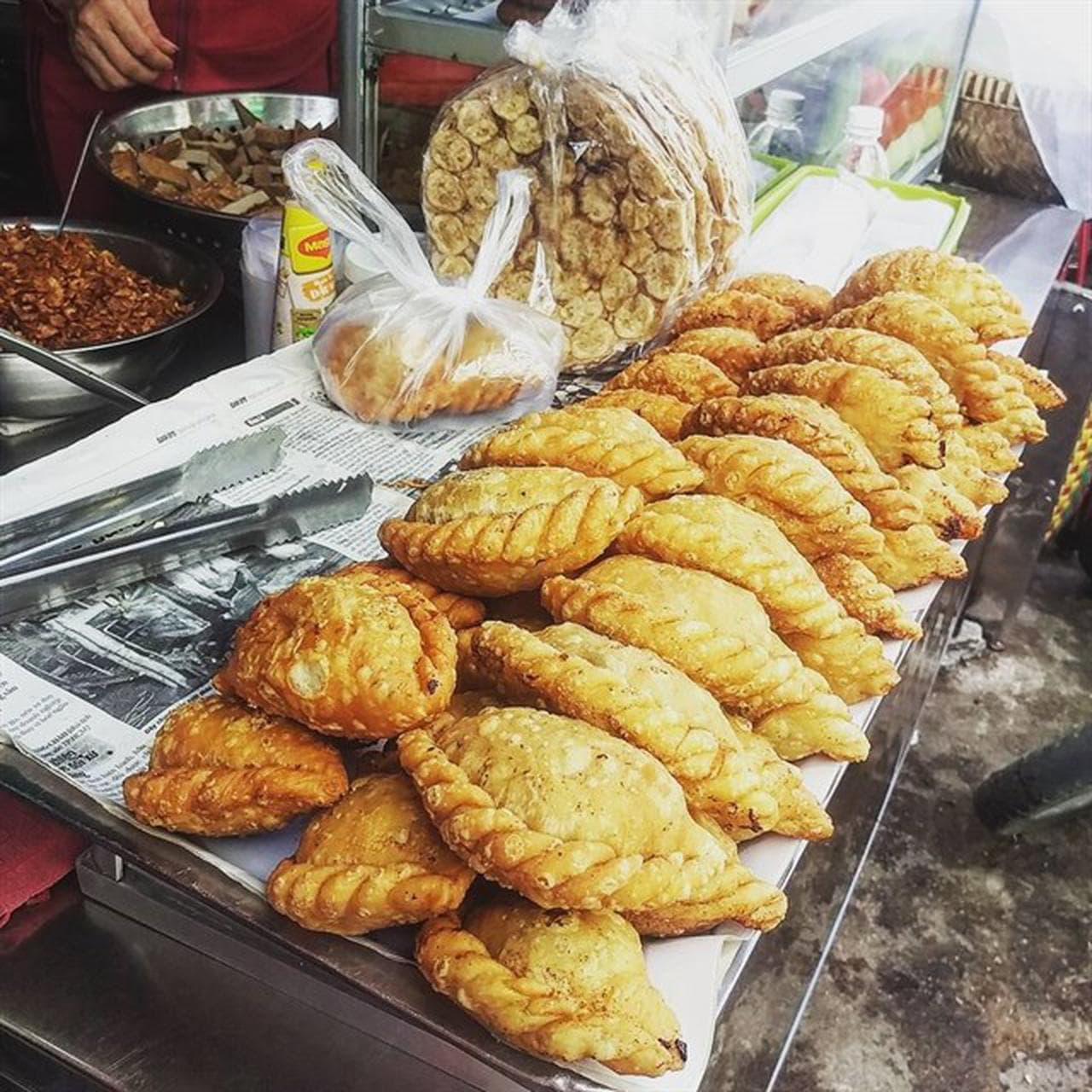 Bún Cá Nguyên Loan: Hành Trình Khám Phá Ẩm Thực Không Thể Bỏ Lỡ - Hình 4