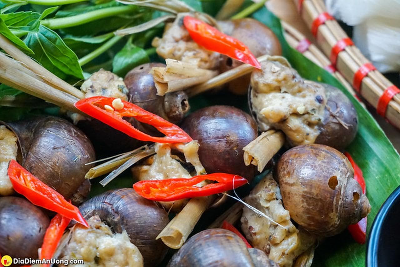 Mẹt Bún Đậu Nguyễn Trung Trực: A Culinary Masterpiece - Hình 10