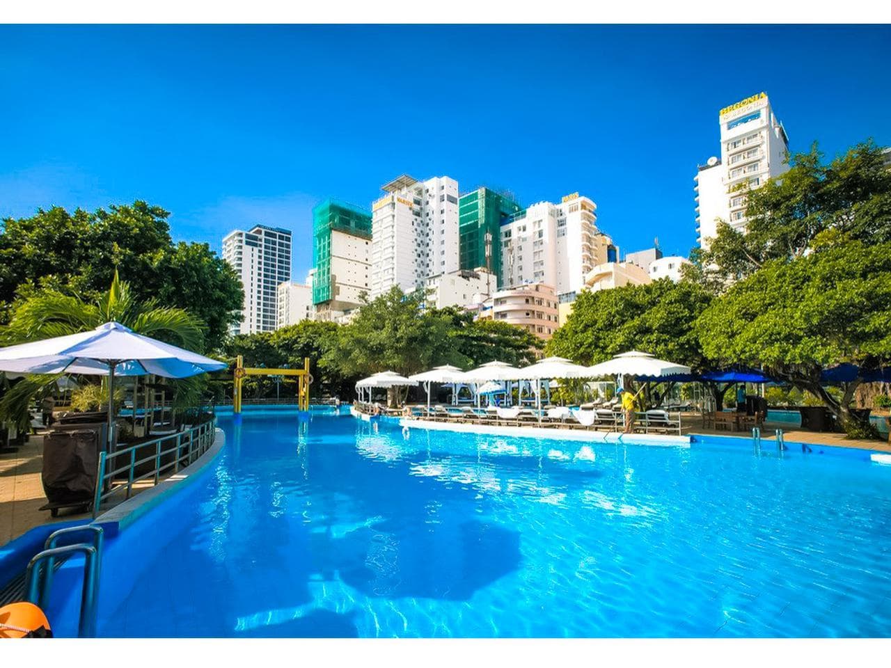 Công viên Phù Đổng: Thiên đường giải trí giữa lòng Nha Trang - Hình 27