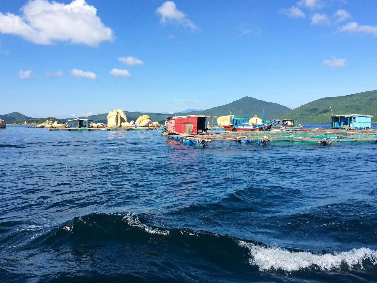 Vịnh Vân Phong: Hành trình khám phá thiên đường biển đảo hoang sơ - Hình 15
