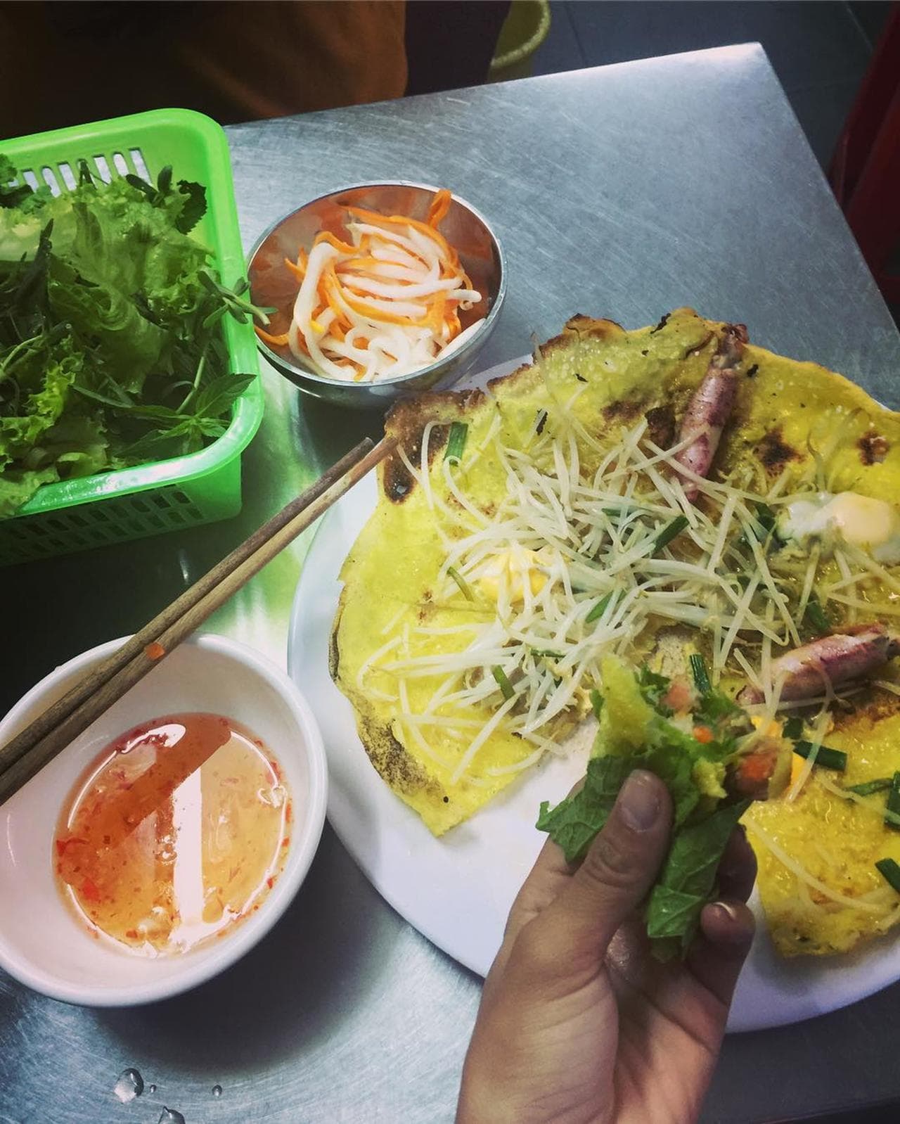 Bánh Xèo Cam Ranh: Hương Vị Biển Cả Trong Mỗi Miếng Bánh - Hình 4