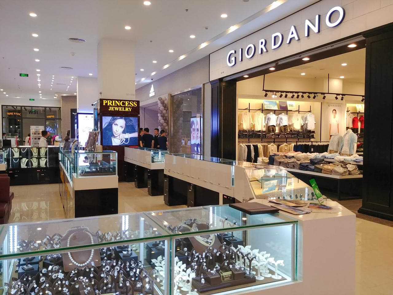 Vincom Plaza Trần Phú - The Ideal Destination in Nha Trang. - Hình 15