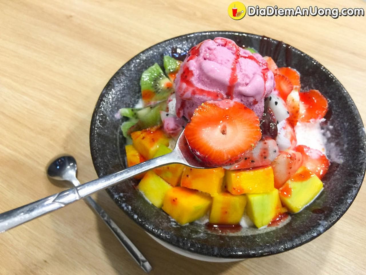 Quiches December Coffee: A Refreshing Oasis of Fruit Bingsu - Hình 4