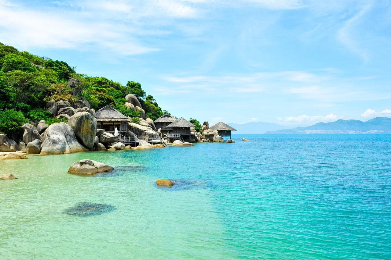 Ninh Van Bay: a hidden paradise for relaxation and adventure - Hình 2