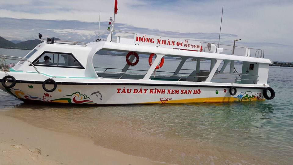 Hồng Nhàn Floating Restaurant: A Culinary Journey in Bình Hưng - Hình 5
