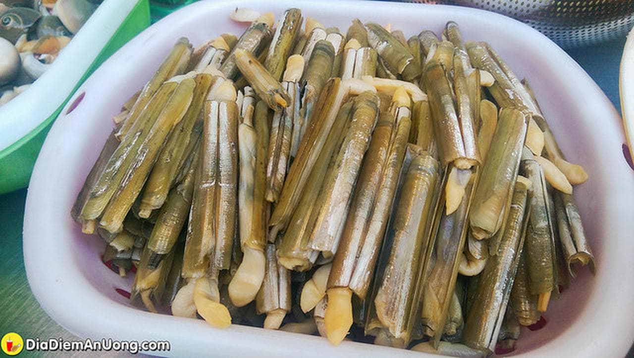 Ốc Alley: A Culinary Paradise for Snail Lovers - Hình 4