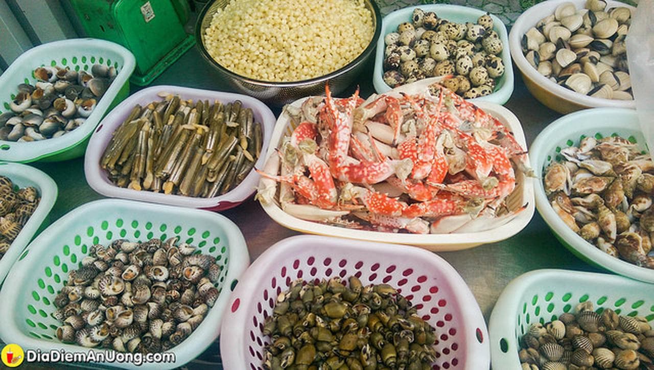 Ốc Alley: A Culinary Paradise for Snail Lovers - Hình 7